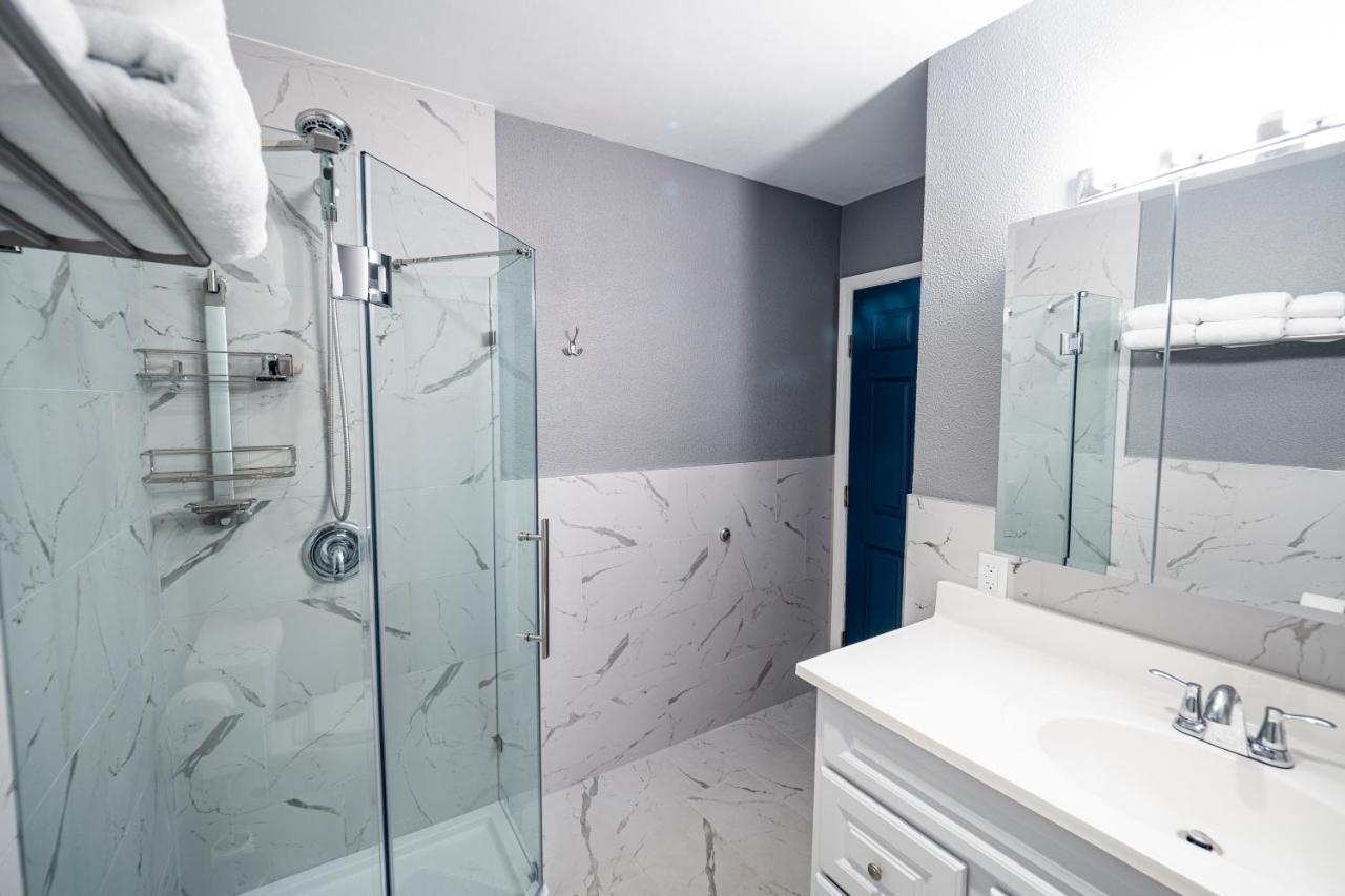Vila Newly Renovated 3Br2Ba Duplex With Private Dock Key Colony Beach Exteriér fotografie